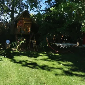 Roulotte Hope-le Jardin De Mia Paradou